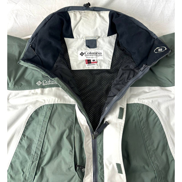 Mens Titanium Waterproof Columbia Jacket Hidden Hood Sage Green White Size Large - Picture 6 of 15